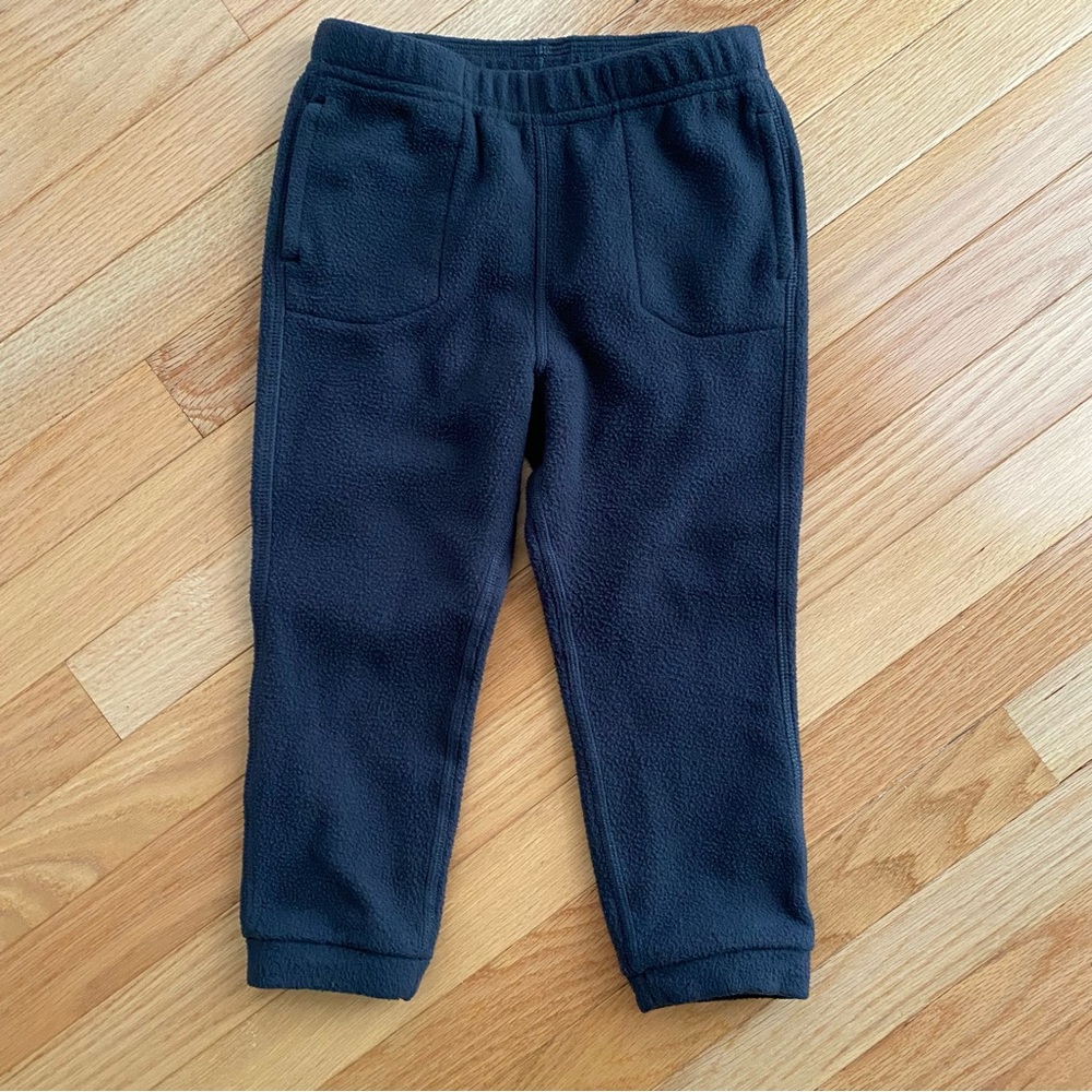 Like New 🆕 4T REI trailsmith Kids Black Fleece Pants Sweatpants